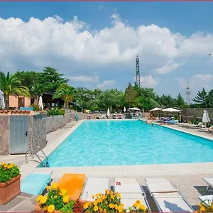 3* Parque de Campismo Happy Village &